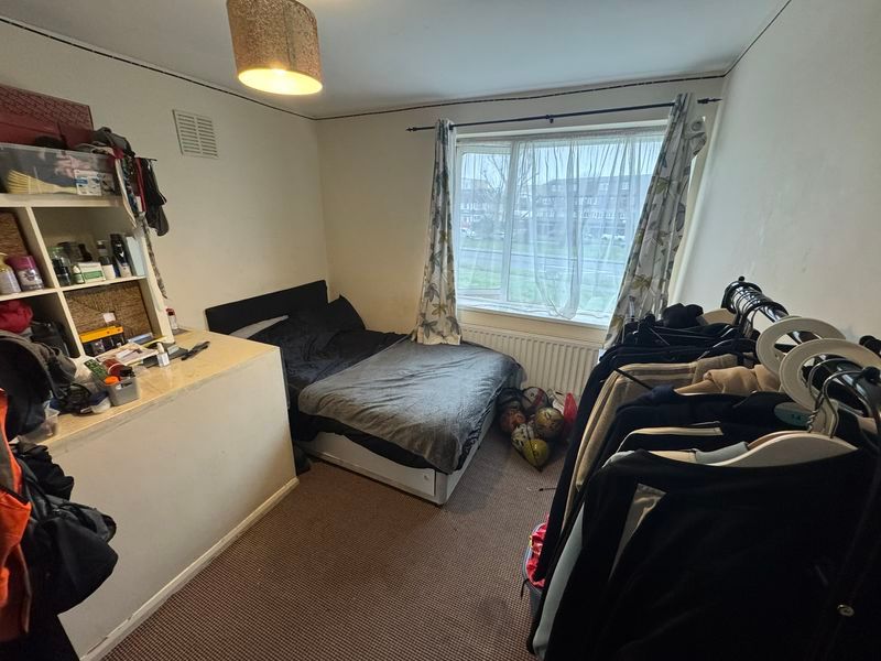 Additional image 2 of 5 bed semi-detached house for saleRuislip Road, Northolt UB5