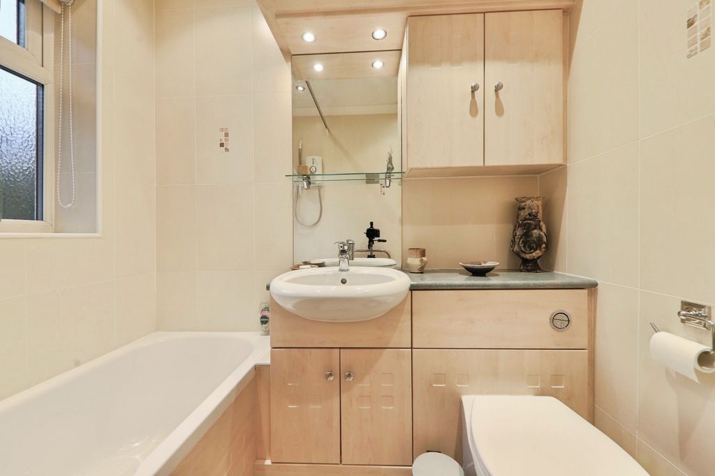 Additional image 17 of 5 bed detached house for saleCroft Park, North Ferriby HU14