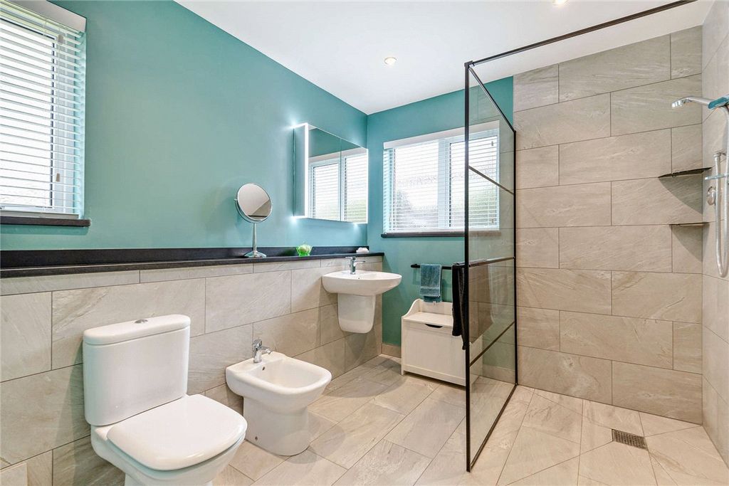 Additional image 9 of 4 bed detached house for saleGarden Close Lane, Newbury, Berkshire RG14