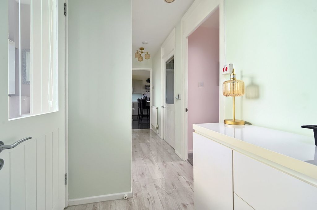 Additional image 13 of 2 bed flat for saleBeach Croft, Lancing, West Sussex BN15