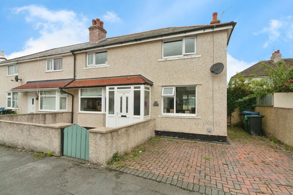 3 bed semi-detached house for saleRonald Avenue, Llandudno Junction, Conwy LL31