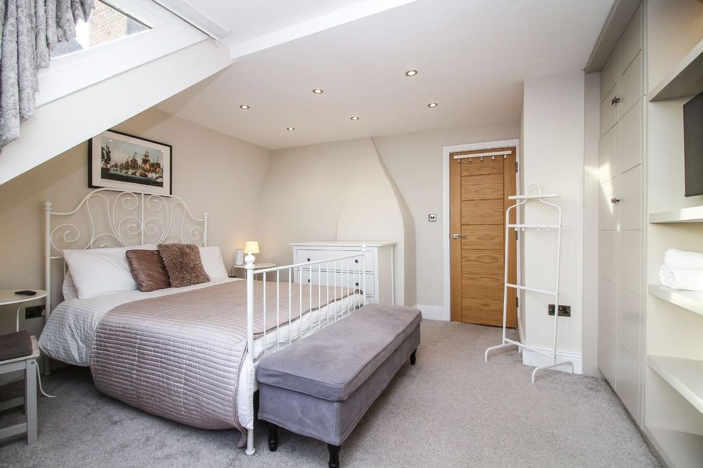 Additional image 14 of 4 bed terraced house for saleFront Street, Tynemouth NE30