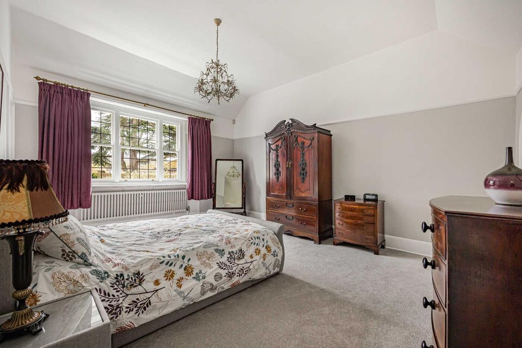 Additional image 16 of 5 bed detached house for saleStation Road, Marlow, Buckinghamshire SL7