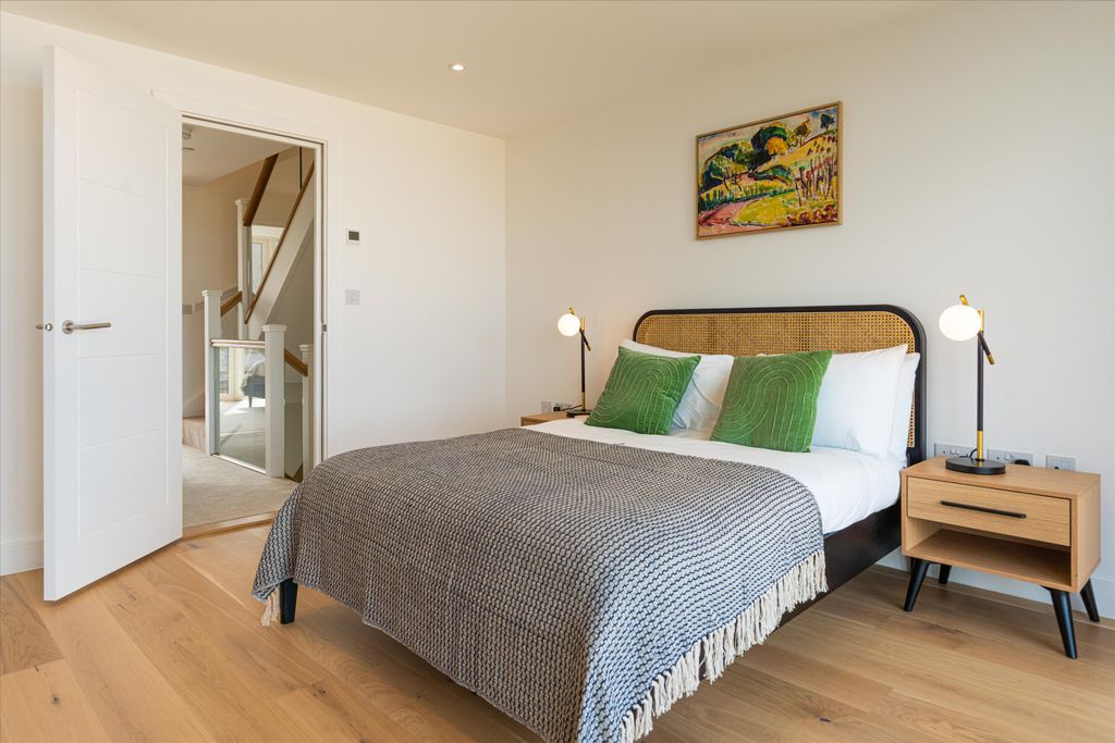 Additional image 21 of 4 bed terraced house for saleTrebarwith Crescent, Newquay, Cornwall TR7