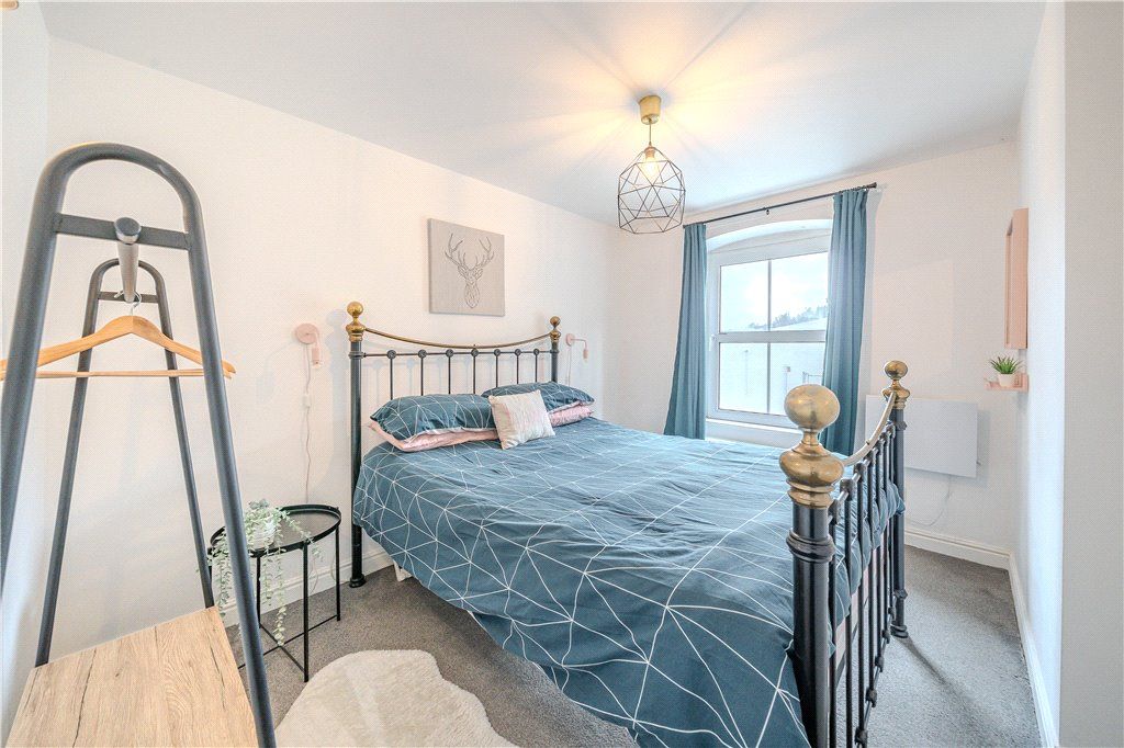 2 bed flat for saleOrchard Close, Summerbridge, Harrogate HG3 photo 5
