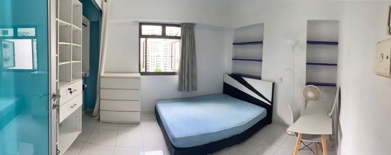 297 Compassvale Street photo 5