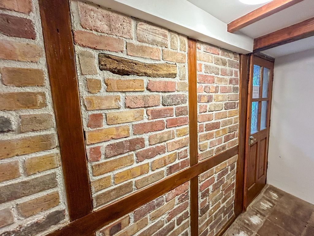 Additional image 4 of 1 bed flat for saleThe Old Coachworks, Grenville Road, Lostwithiel, Cornwall PL22