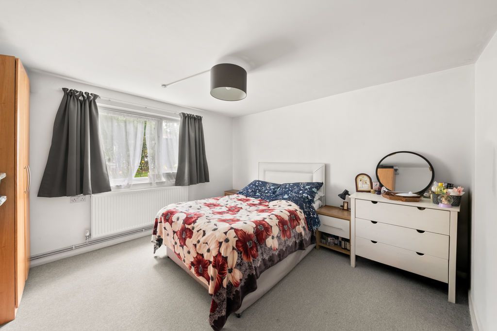 Additional image 8 of 2 bed flat for saleBurlington House, The Farmlands, Northolt UB5
