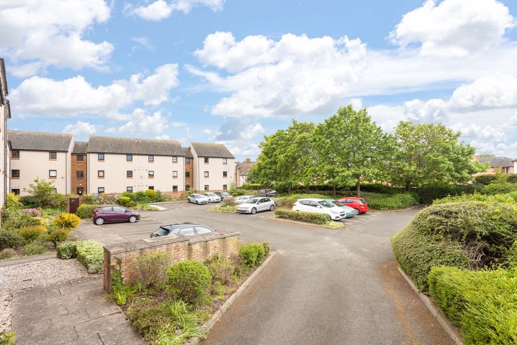 Additional image 13 of 2 bed flat for sale4 The Paddock, Balcarres Road, Musselburgh EH21
