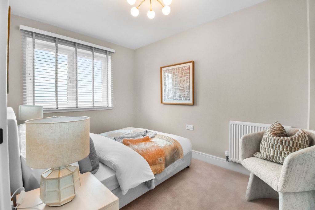 Additional image 5 of 3 bed semi-detached house for sale9 Boat House Terrace, Canalside Drive, Reddingmuirhead, Falkirk FK2