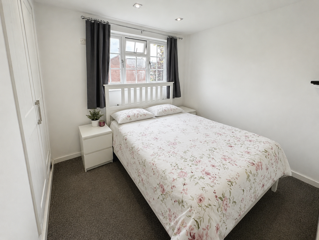 Additional image 5 of 4 bed semi-detached house for saleFaringdon Avenue, Lutterworth LE17