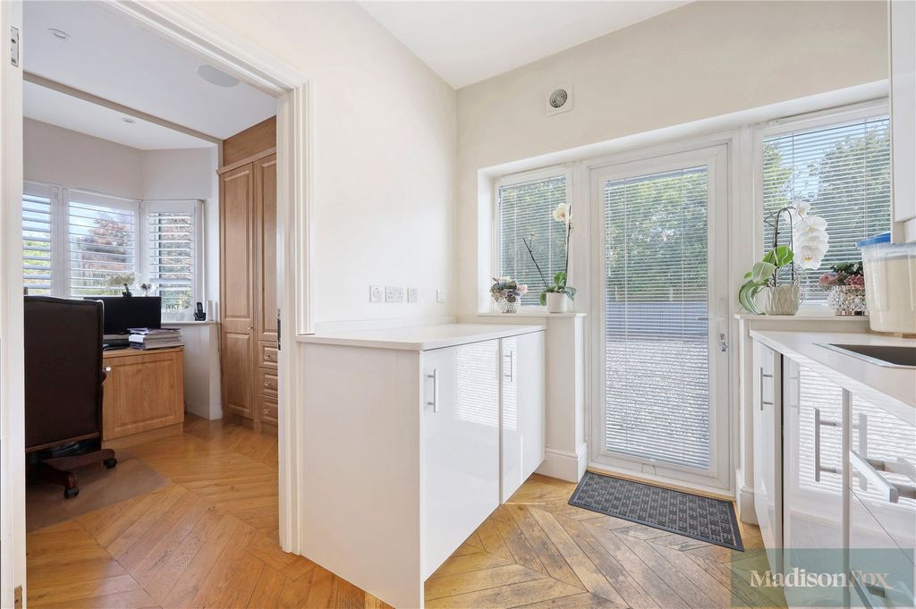 Additional image 20 of 5 bed detached house for saleAshlyns Lane, Ongar, Essex CM5