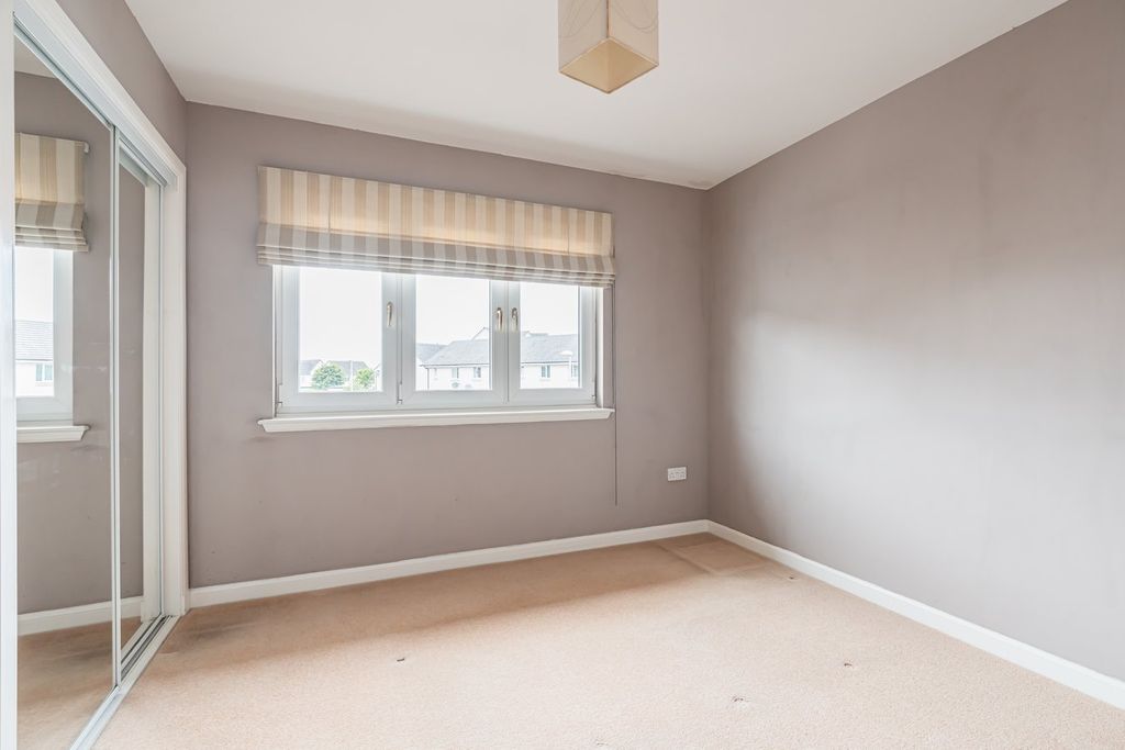 1 bed flat for saleDolphingstone View, Prestonpans EH32 photo 5