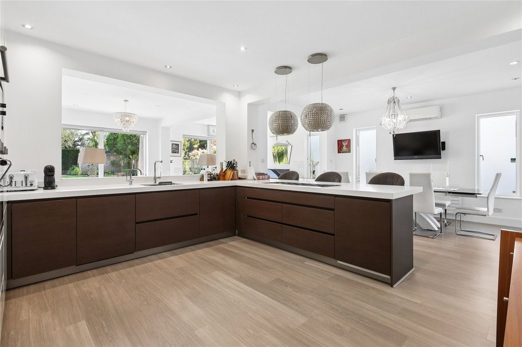 Additional image 4 of 6 bed detached house for saleNelson Road, New Malden KT3