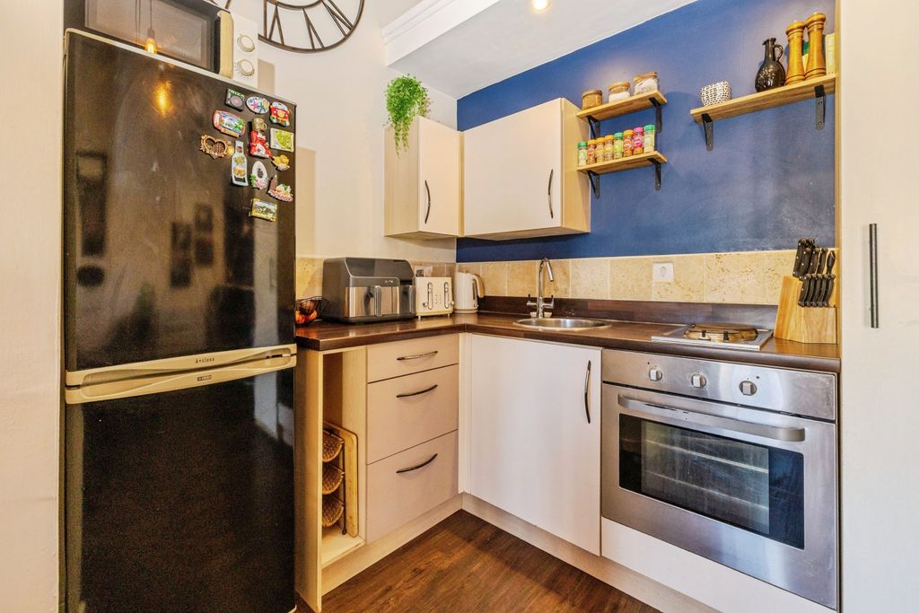 Additional image 7 of 1 bed maisonette for saleGage Court, Lincoln LN2