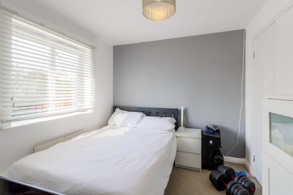 Additional image 18 of 4 bed detached house for salePennycress Way, Newport Pagnell MK16