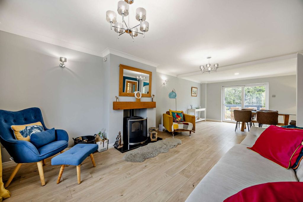 Additional image 5 of 6 bed detached house for salePerrinsfield, Lechlade, Gloucestershire GL7