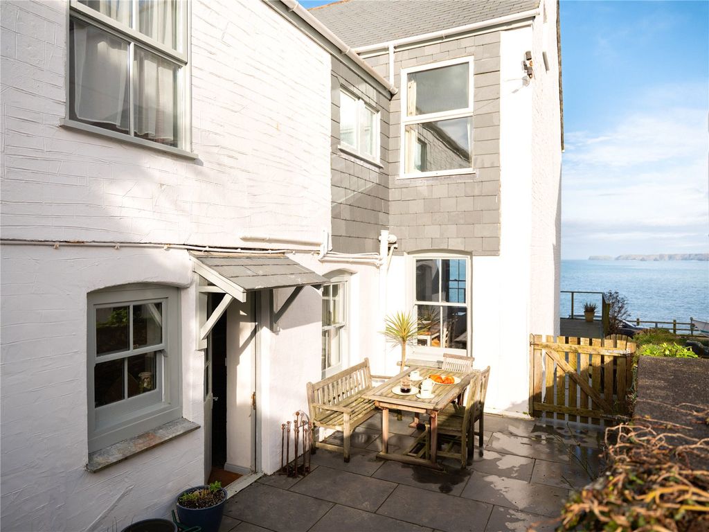 7 bed end terrace house for saleThe Terrace, Port Isaac, Cornwall PL29