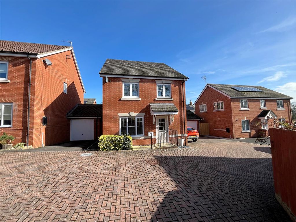 4 bed detached house for saleMeek Road, Newent GL18