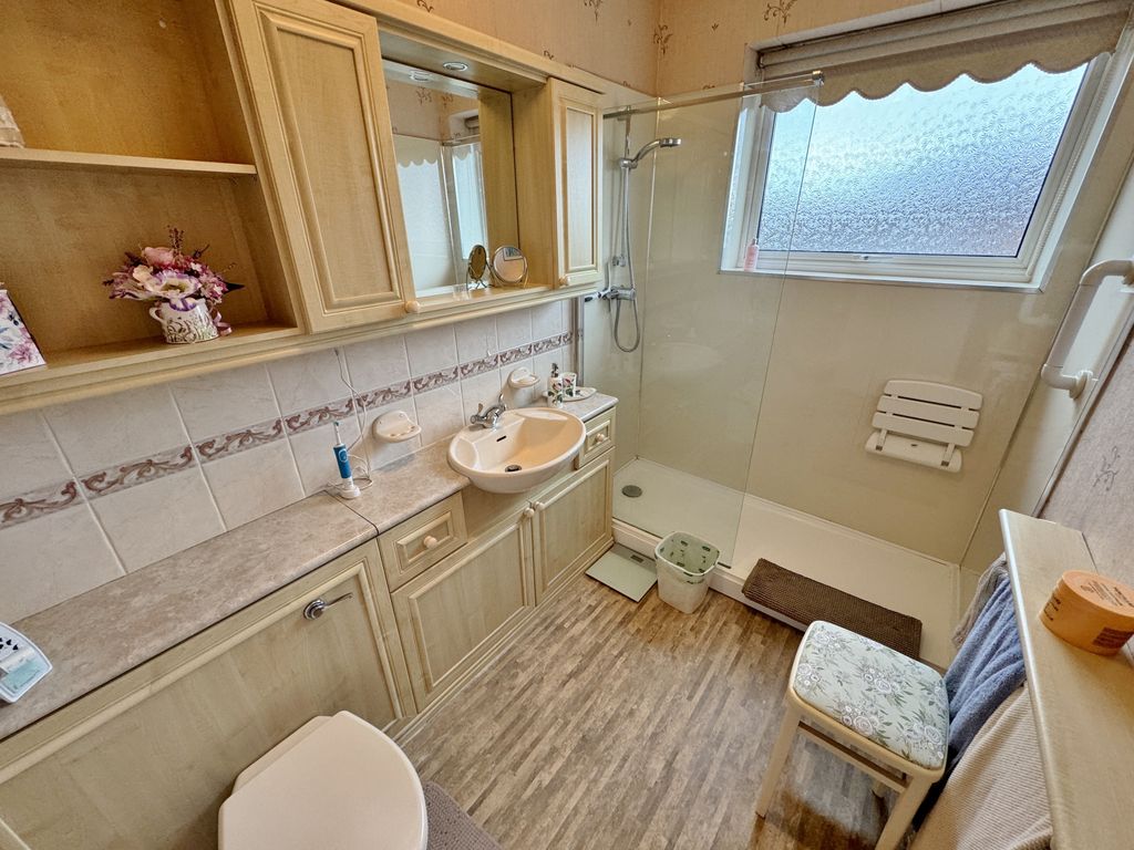 Additional image 12 of 2 bed flat for saleParklands Avenue, Penwortham PR1