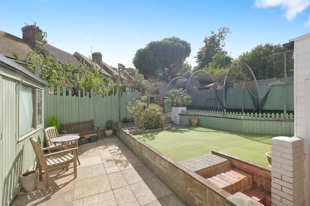 Additional image 5 of 5 bed detached house for saleRose Walk Close, Newhaven BN9