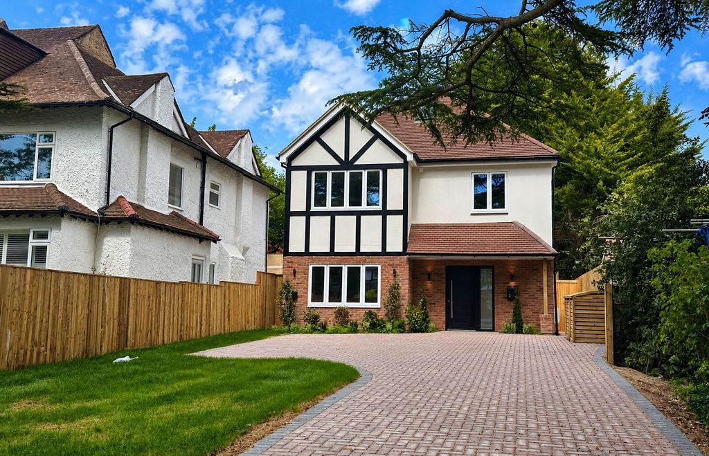 5 bed detached house for saleFoxley Lane, West Purley CR8