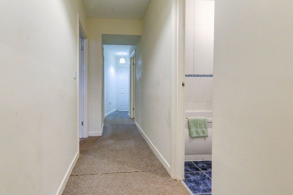 2 bed flat for saleNewgate Street, Morpeth NE61 photo 5
