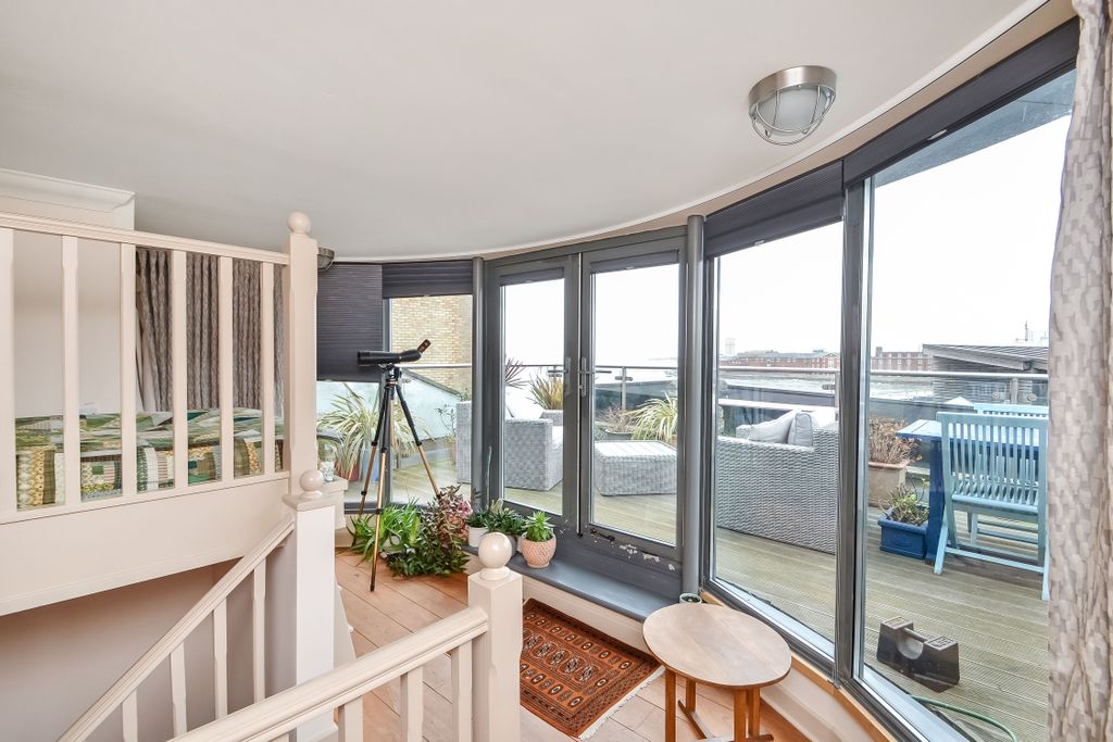 Additional image 6 of 4 bed town house for saleOld Portsmouth, Hampshire PO1