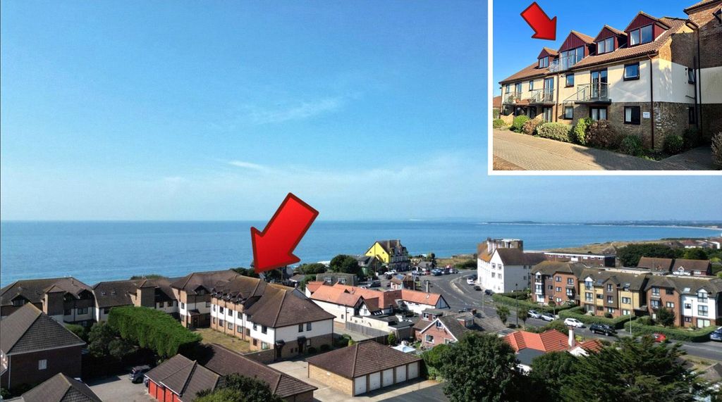 3 bed flat for saleShoreacre, Marine Drive East, Barton On Sea, Hampshire BH25