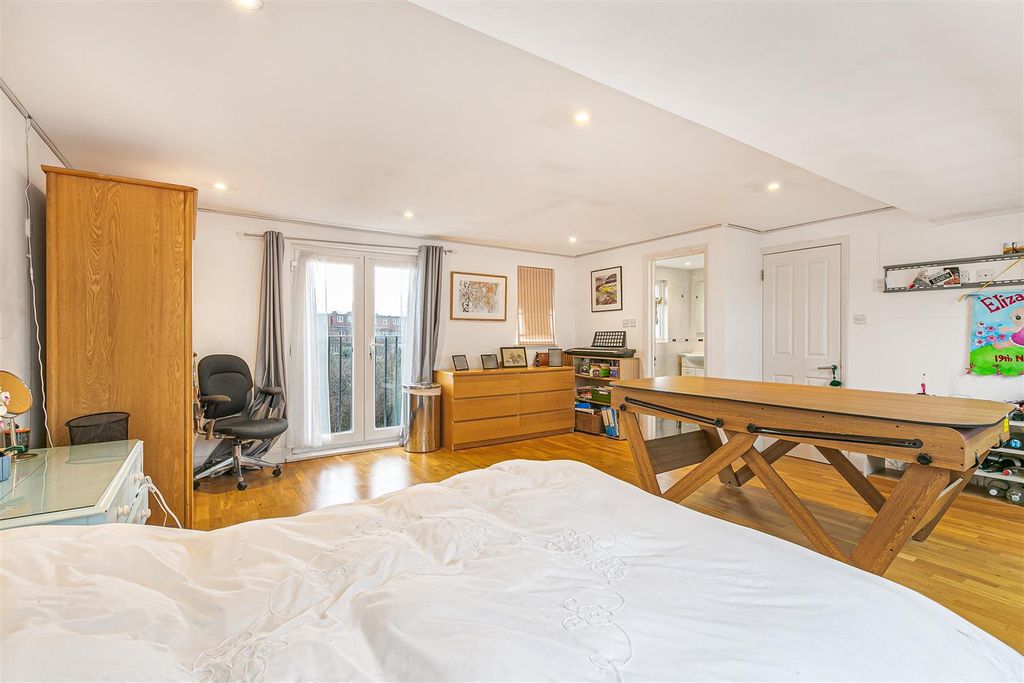 Additional image 5 of 5 bed terraced house for saleClarence Avenue, New Malden KT3