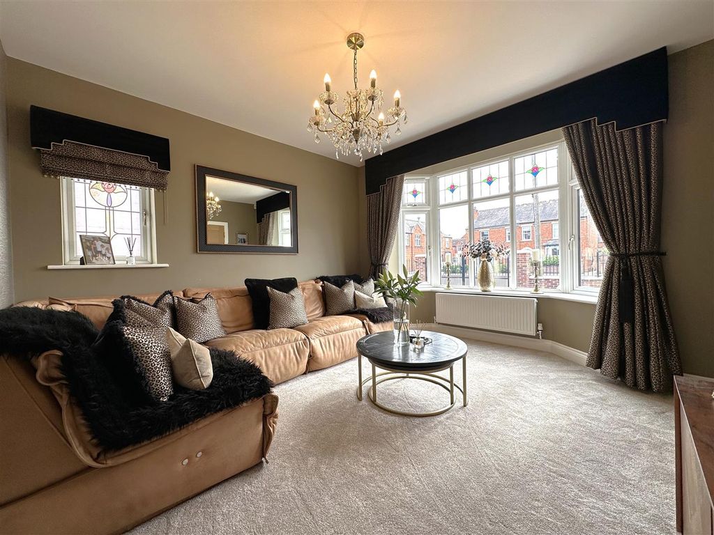Additional image 8 of 5 bed detached house for saleLondon Road, Balderton, Newark NG24