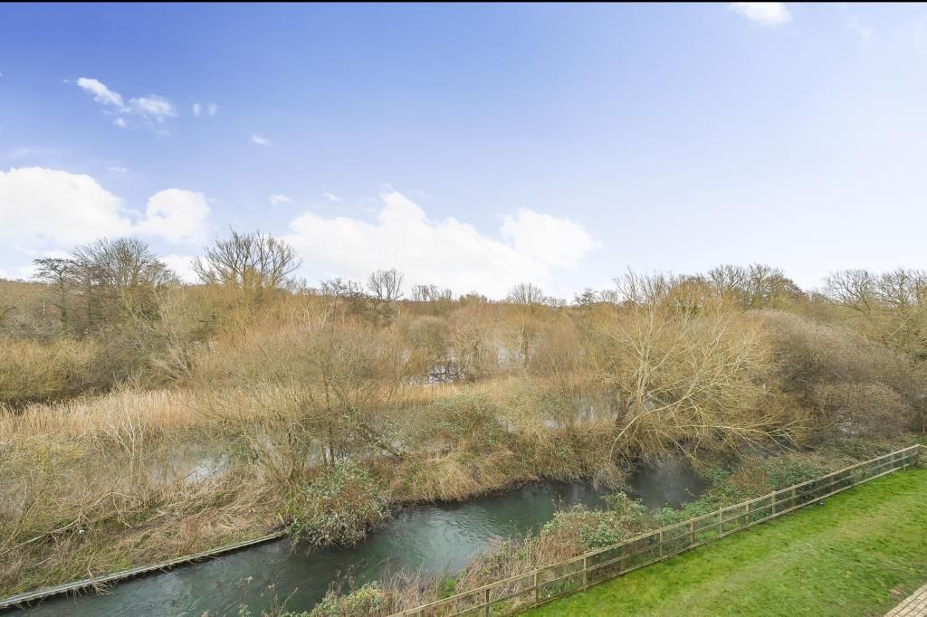 Additional image 13 of 2 bed flat for saleNewbury, Berkshire RG14