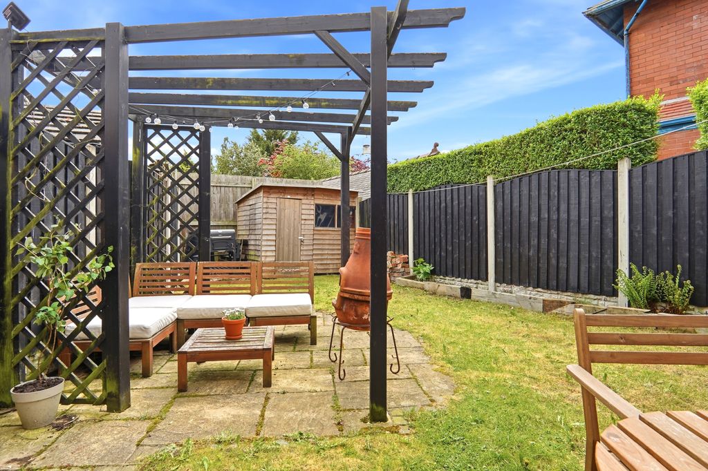 Additional image 17 of 3 bed semi-detached house for saleCopgrove Road, Leeds LS8