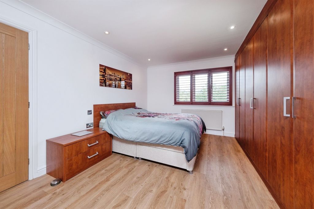 Additional image 19 of 4 bed detached house for saleTabard Gardens, Newport Pagnell MK16