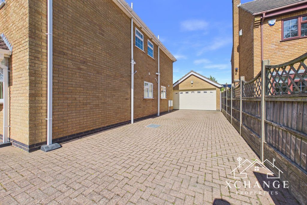 Additional image 29 of 3 bed detached house for saleSlade Close, Nuneaton CV11