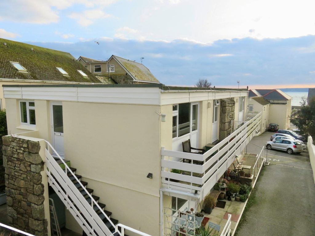 1 bed flat for saleSt. Pirans Court, West End TR17