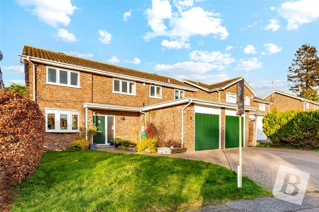 Additional image 2 of 4 bed detached house for saleSpringfield Close, Ongar, Essex CM5