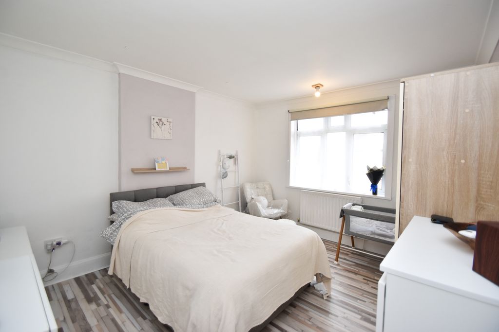 Additional image 7 of 2 bed flat for saleDorothy Avenue, Skegness PE25