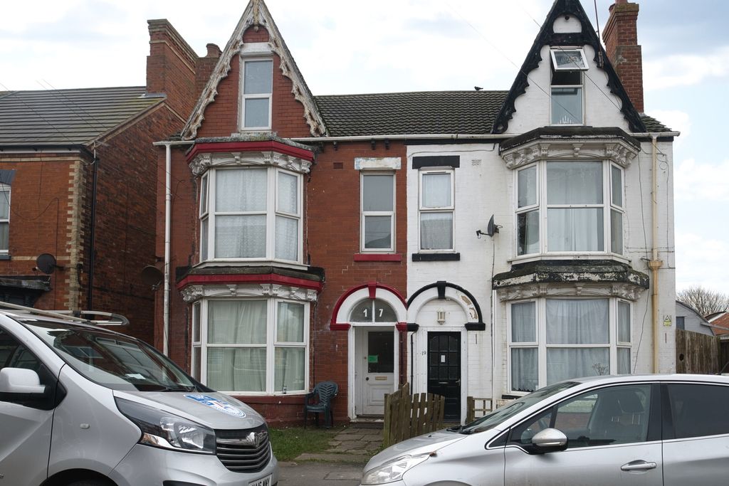 7 bed semi-detached house for saleWaterloo Road, Mablethorpe LN12
