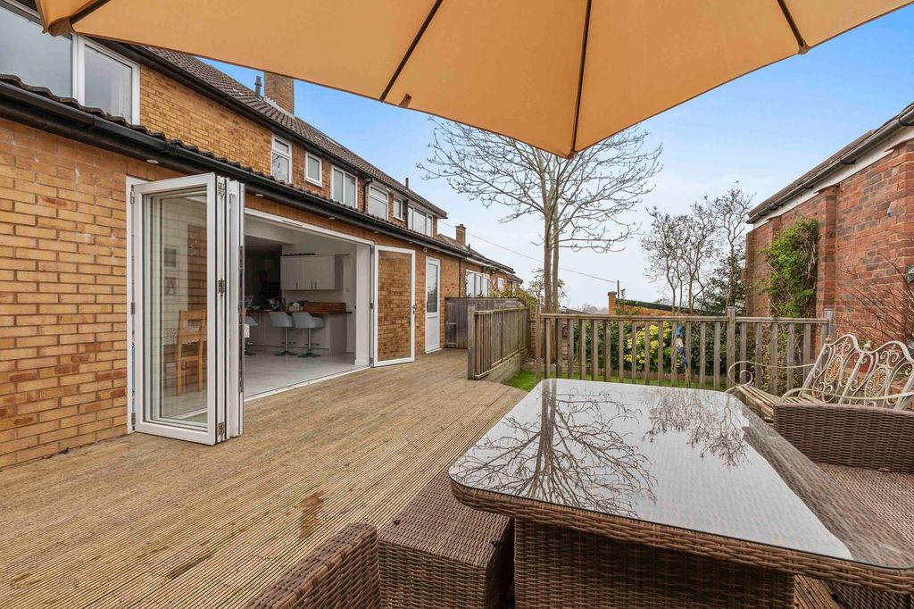 Additional image 7 of 4 bed semi-detached house for saleNew Road, Princes Risborough HP27