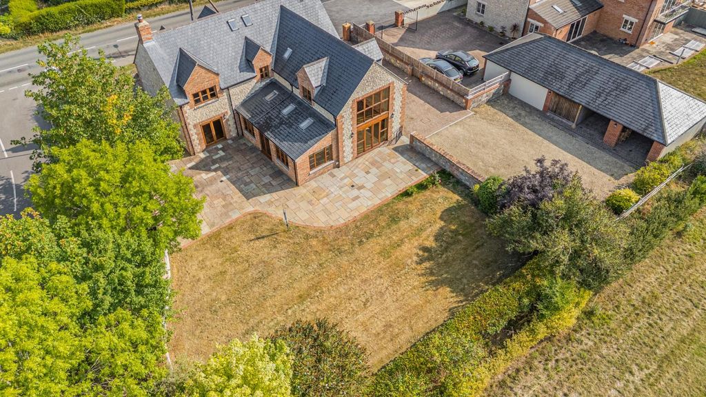 Additional image 26 of 5 bed detached house for salePicts Hill, Langport TA10