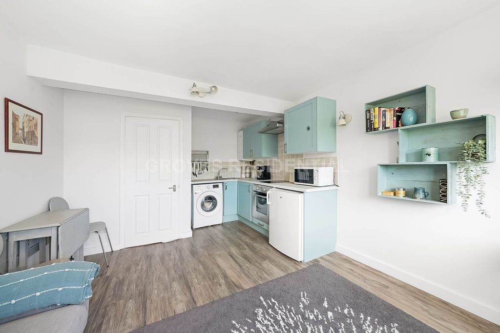 Additional image 21 of 5 bed semi-detached house for salePoplar Grove, New Malden KT3