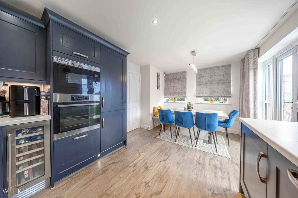 Additional image 2 of 4 bed detached house for saleFleece Lane, Nuneaton, Warwickshire CV11