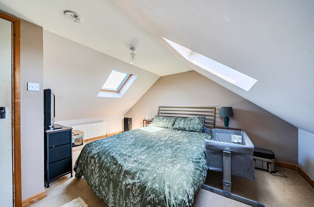 Additional image 5 of 2 bed flat for saleAnnweir Avenue, Lancing, West Sussex BN15