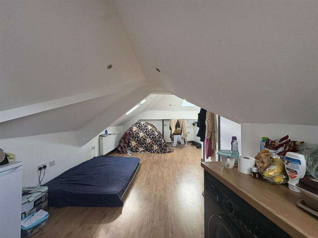 Additional image 2 of 5 bed flat for saleJames Street, Preston PR1