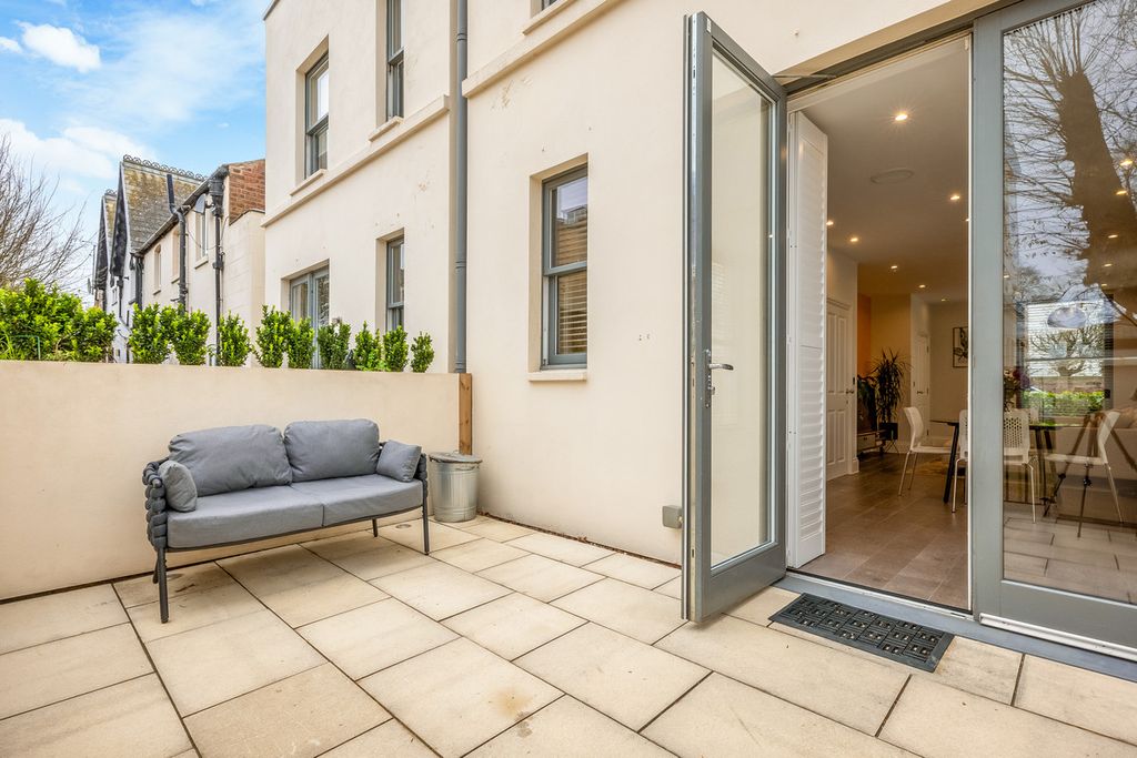 Additional image 20 of 3 bed town house for saleRosefield Street, Leamington Spa, Warwickshire CV32