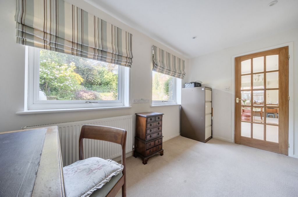 Additional image 9 of 3 bed chalet for sale3 Orchard Way, Midhurst GU29