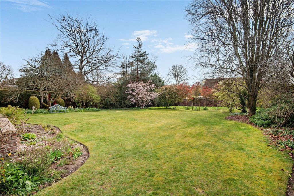 Additional image 17 of 4 bed detached house for saleGarden Close Lane, Newbury, Berkshire RG14
