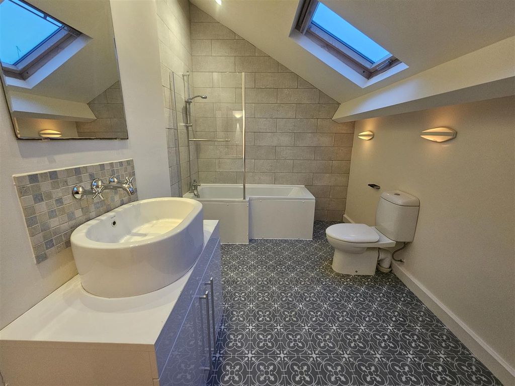 Additional image 13 of 2 bed flat for saleArtizan Road, Northampton NN1