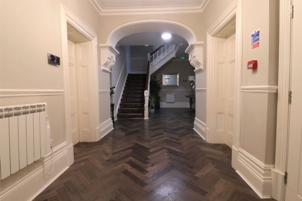 1 bed flat for saleWilder Road, Ilfracombe, Devon EX34 photo 5